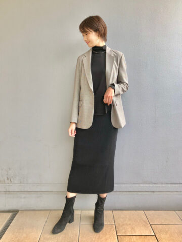 保護者会におすすめのユニクロ秋冬コーデ_スカート