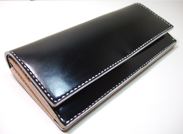 ランドセルリメイクの黒い長財布